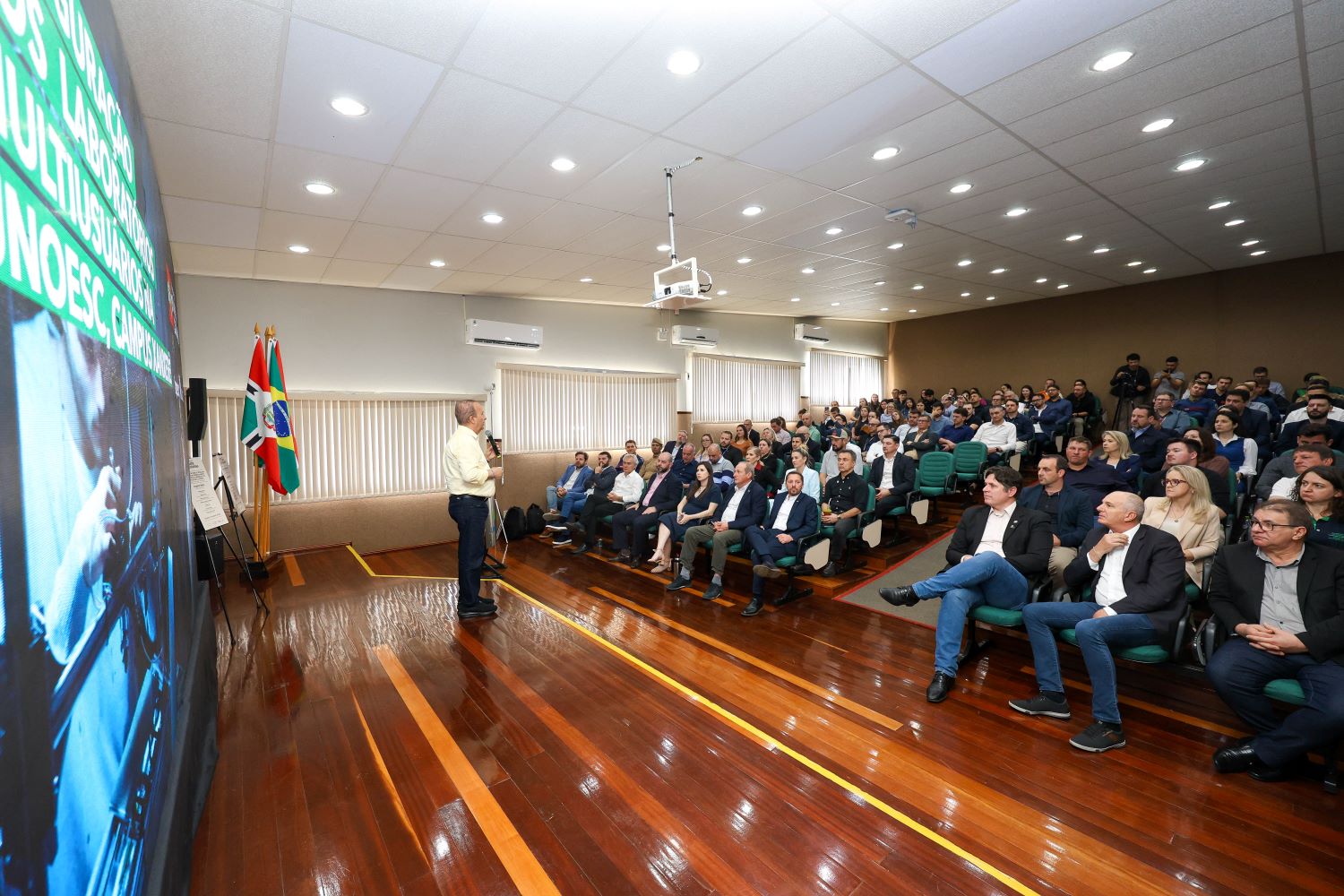 Em Xanxerê, governador inaugura laboratórios de pesquisa avançada beneficiados no Programa Multilab SC
