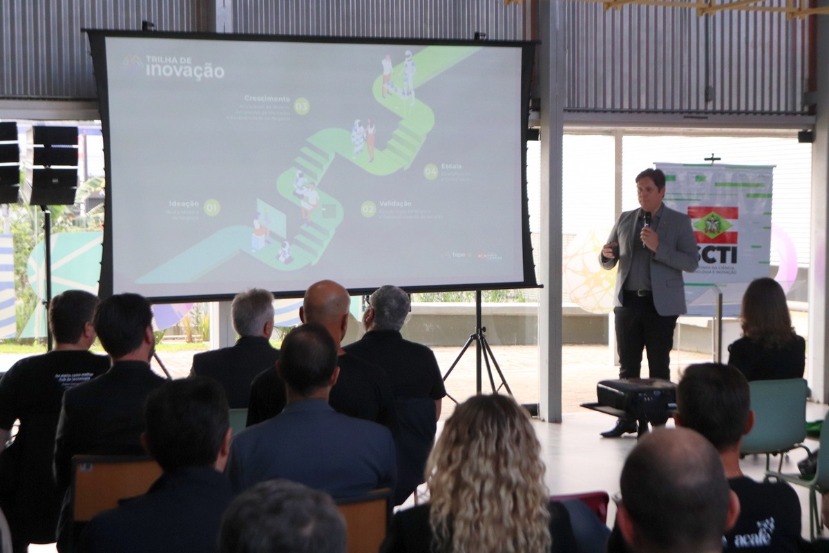 Na primeira semana do Ignition Startup, empreendedores de Florianópolis e Criciúma conhecem Trilha da Inovação e oportunidades de editais da Fapesc