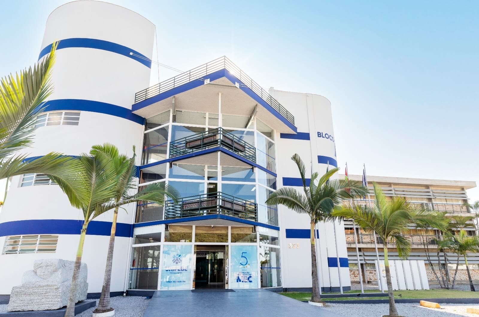 Com fomento do Governo do Estado, Unifebe inaugura Laboratório de Águas no Vale do Itajaí Mirim