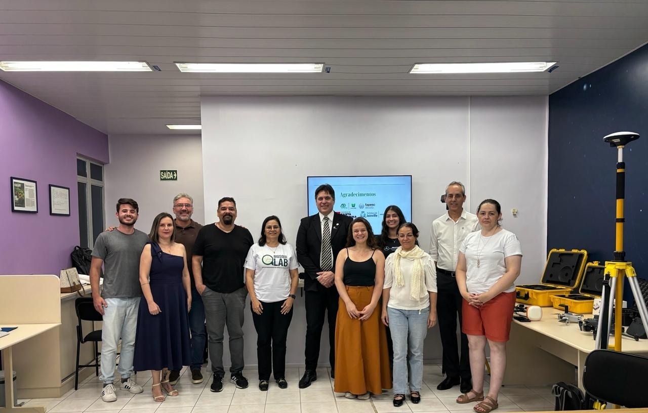 Fapesc visita Univille e acompanha avanços de projetos fomentados pelo Governo do Estado para enfrentamento das arboviroses