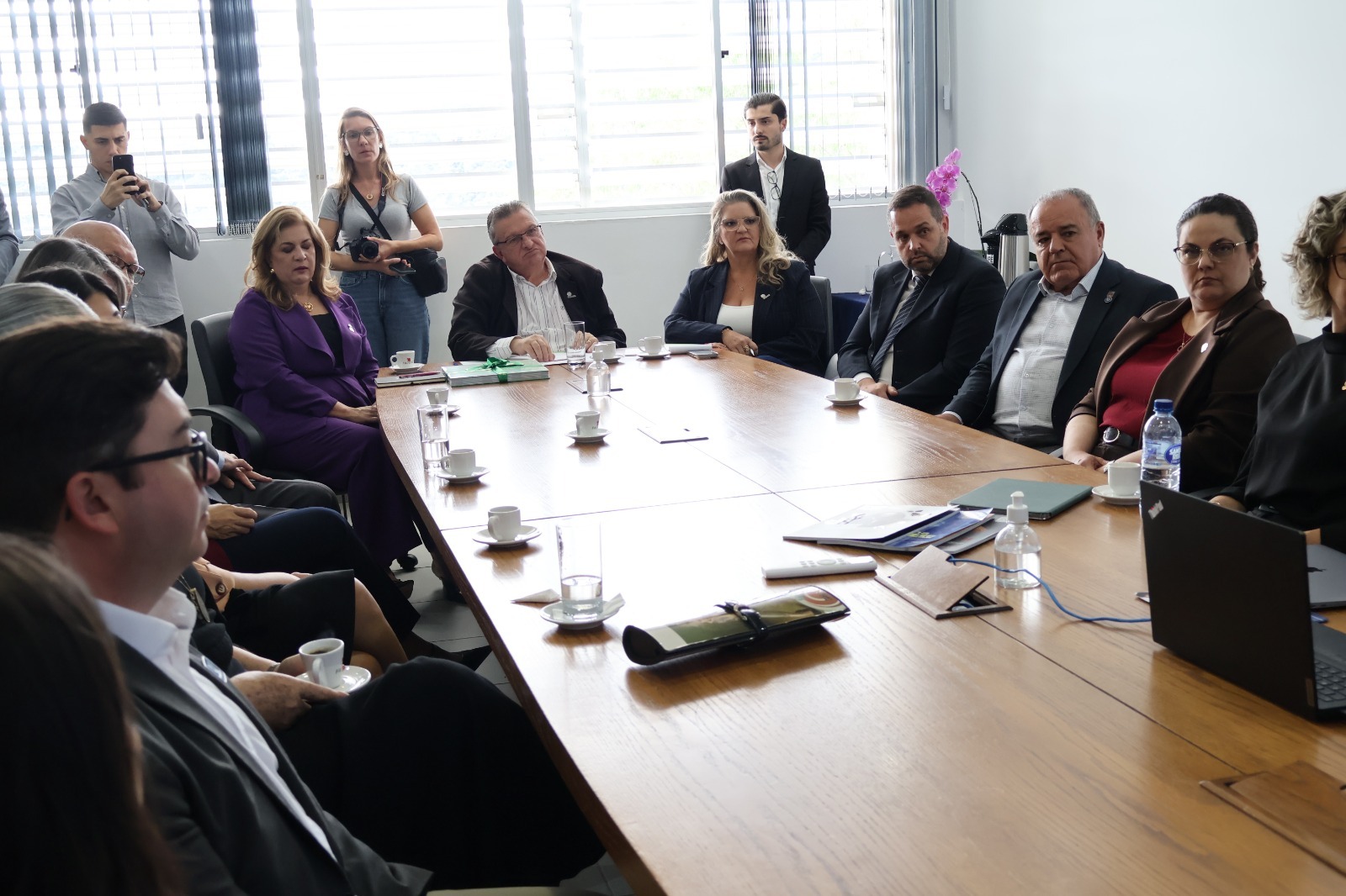 Reitores das universidades comunitárias se reúnem com novo presidente da Fapesc para alinhar ações e fortalecer parcerias