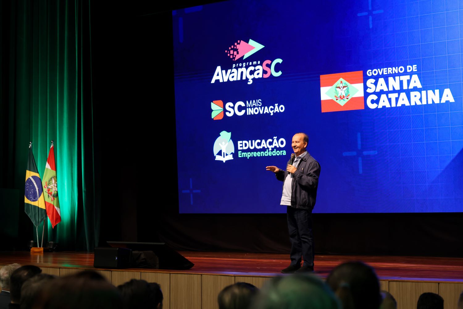 Governo de Santa Catarina anuncia continuidade de programas com foco no desenvolvimento tecnológico, econômico e de inovação para o estado